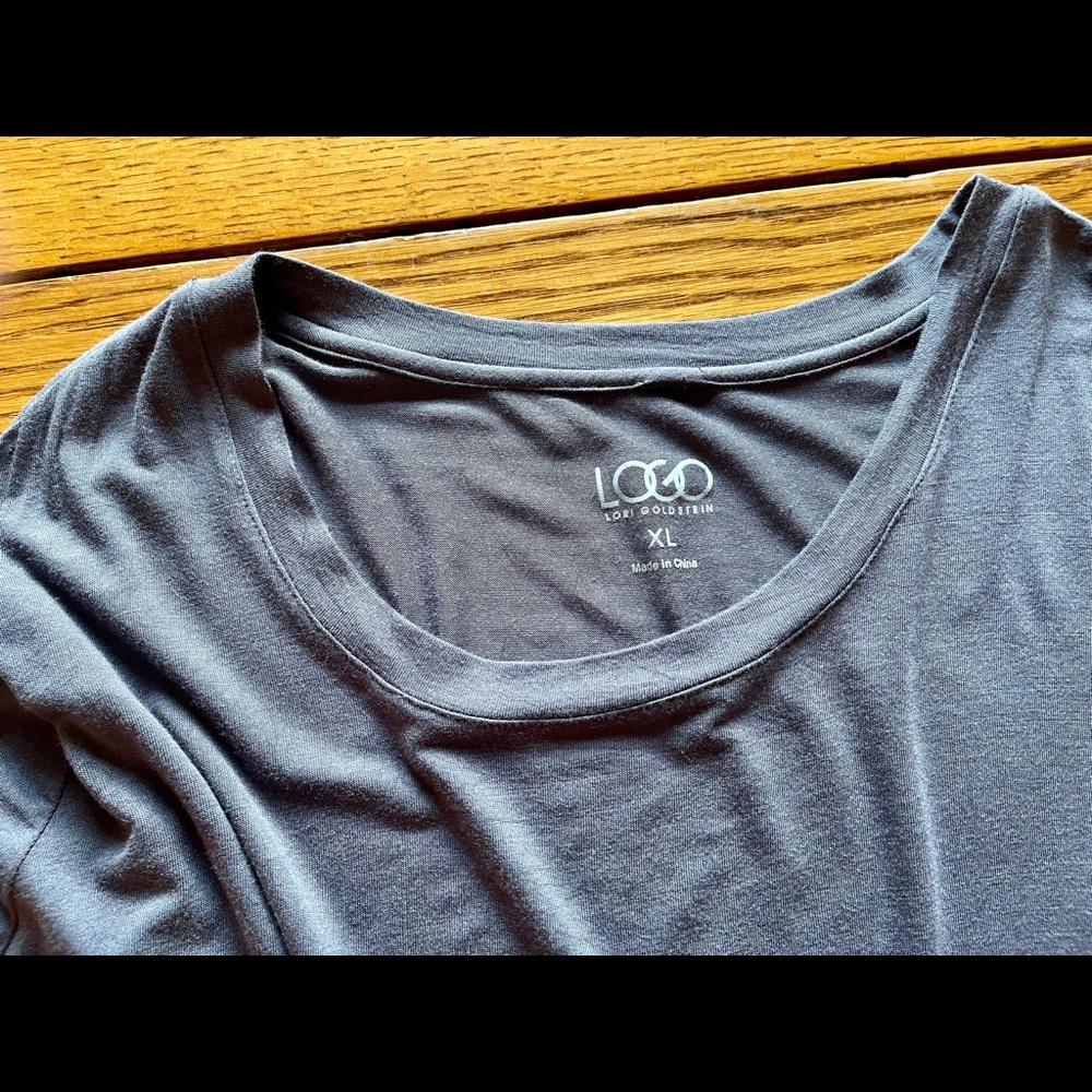 Logo Tunic - Picture 6 of 7